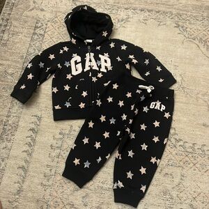 Baby Gap stars sweat outfit